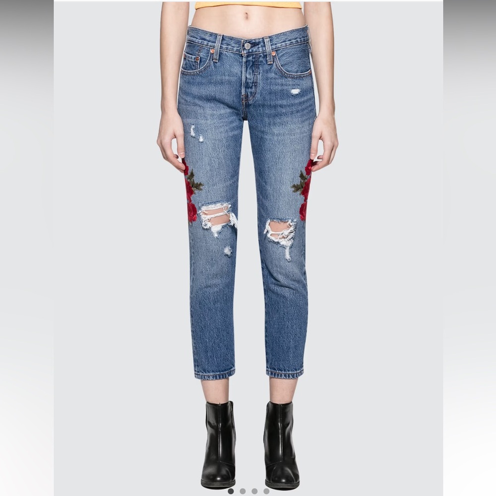 LEVI'S "Custom Blues" 501 Cropped Taper Jeans